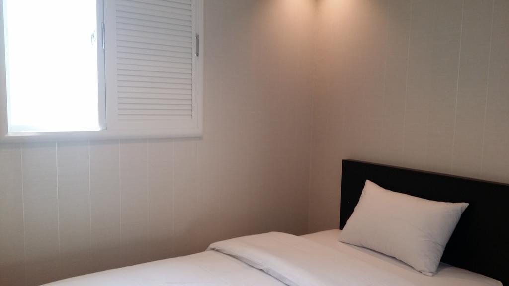 New Suwon Hotel Phòng bức ảnh