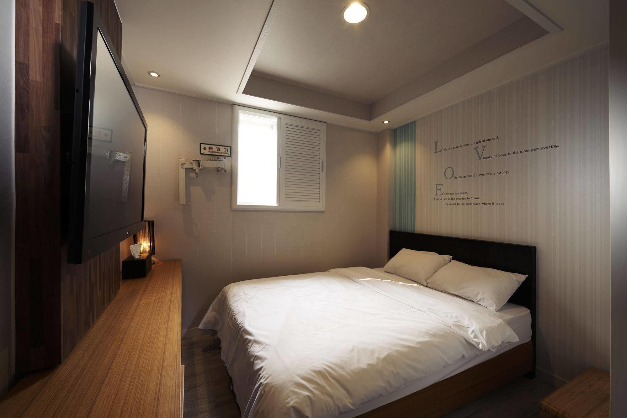 New Suwon Hotel Ngoại thất bức ảnh